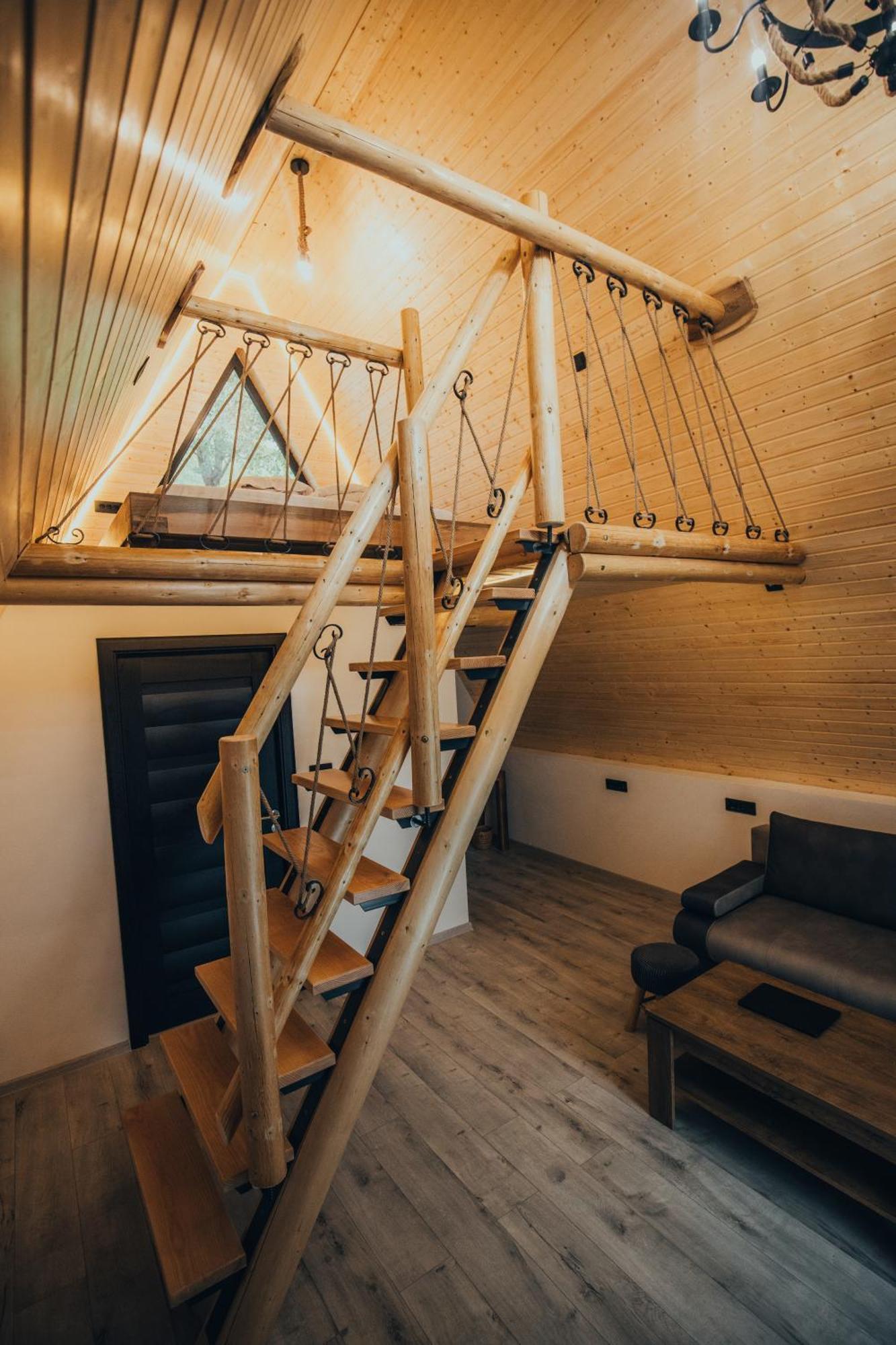 Pensiunea Casa Iulia A-Frame Martinie 외부 사진