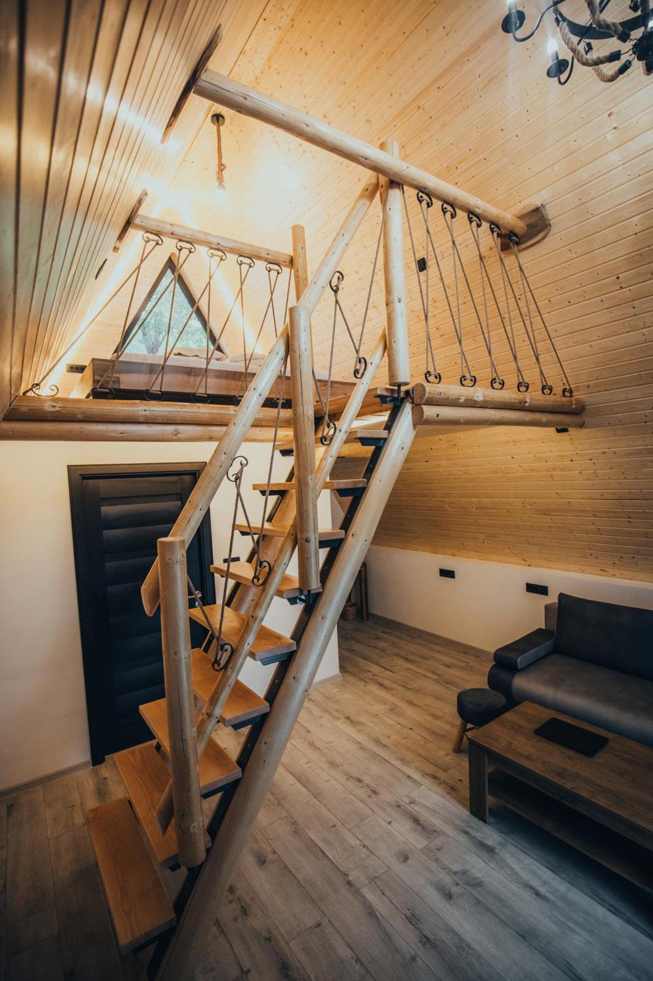 Pensiunea Casa Iulia A-Frame Martinie 외부 사진